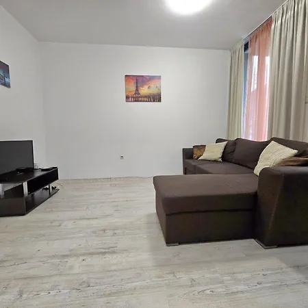 Prime Location Sea Garden & Center Parking * Varna